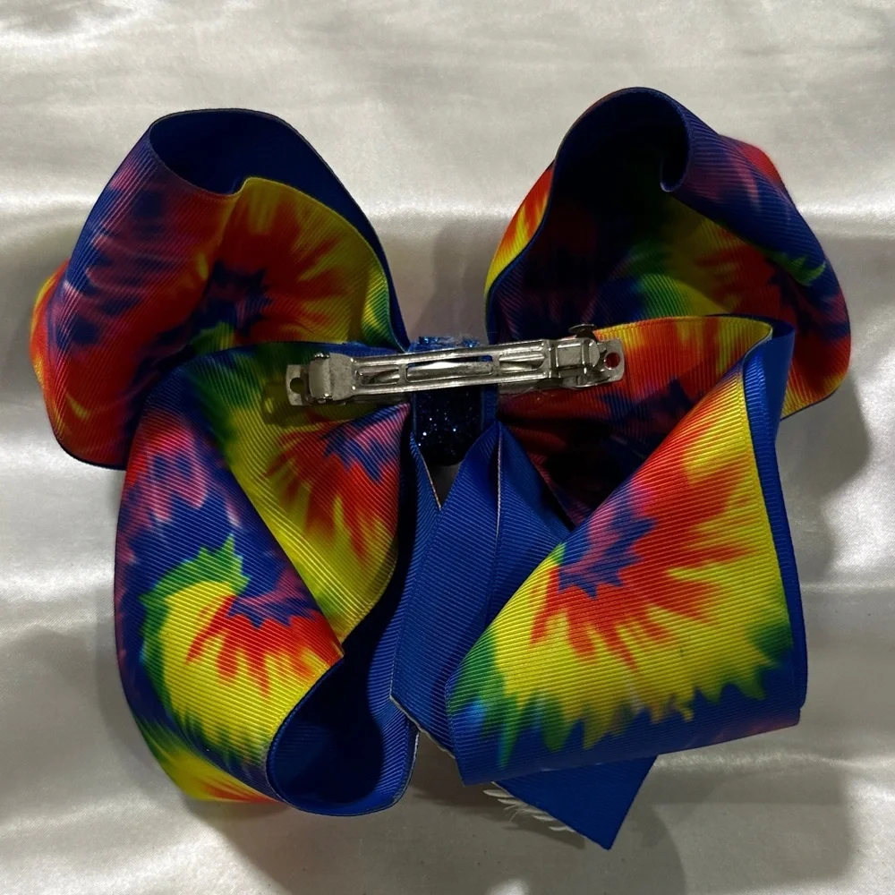Handmade vibrant tie